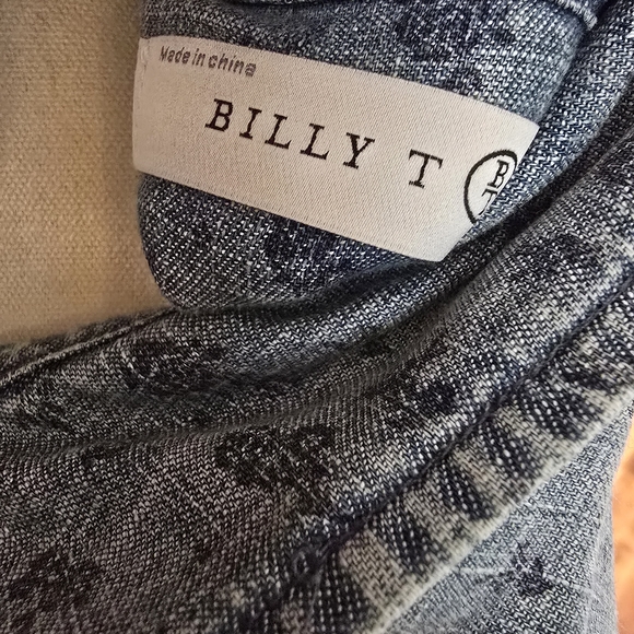 NWT Billy T Denim Floral Shirt Dress | Ditsy Print Floral Denim Button-Up Dress - Picture 5 of 5